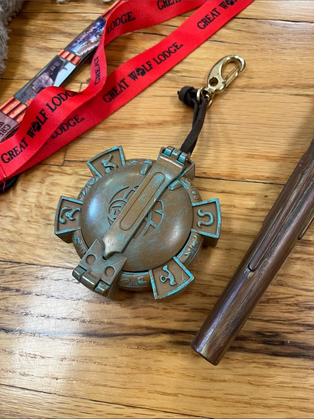 Great Wolf Lodge Brown Pouch, Wands, and accessories